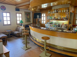 Locale di ristorazione e Pub paninoteca a Sarre