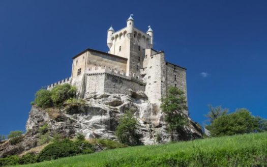 SAINT PIERRE – Tabaccheria in cessione senza mura